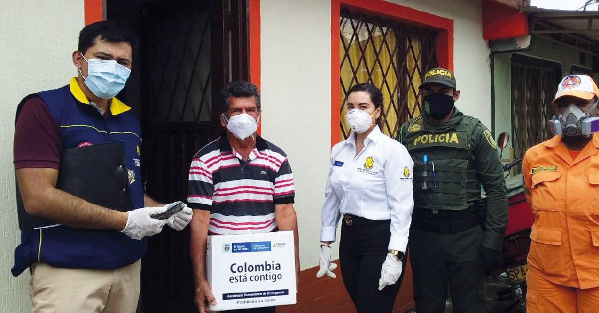 Entrega de ayudas humanitarias en Popayán