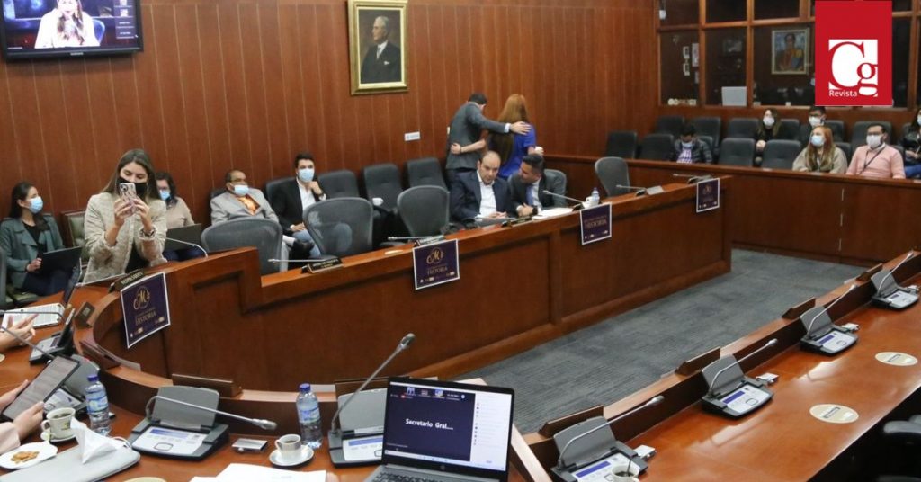  La Comisión Sexta del Senado de la República, sesionó de manera semi presencial, con el fin de someter a consideración y votación el Acta No. 29 de 2022, de la sesión del día martes 17 de mayo del año en curso.