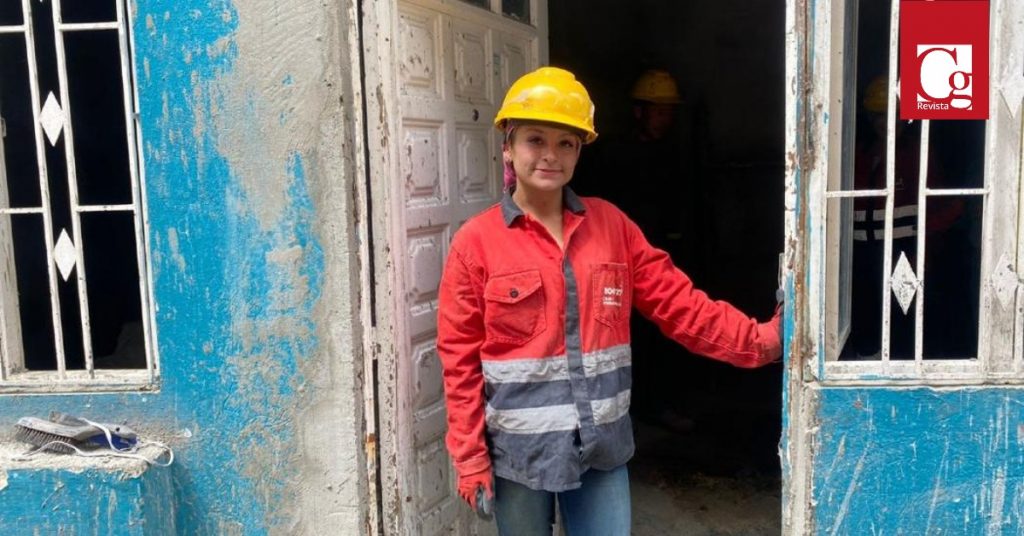 Laura Cañón, una joven de 29 años que reside en el Barrio Guacamayas, en la localidad de San Cristóbal, encontró en el sector de la construcción la oportunidad de transformar vidas a través de su pasión