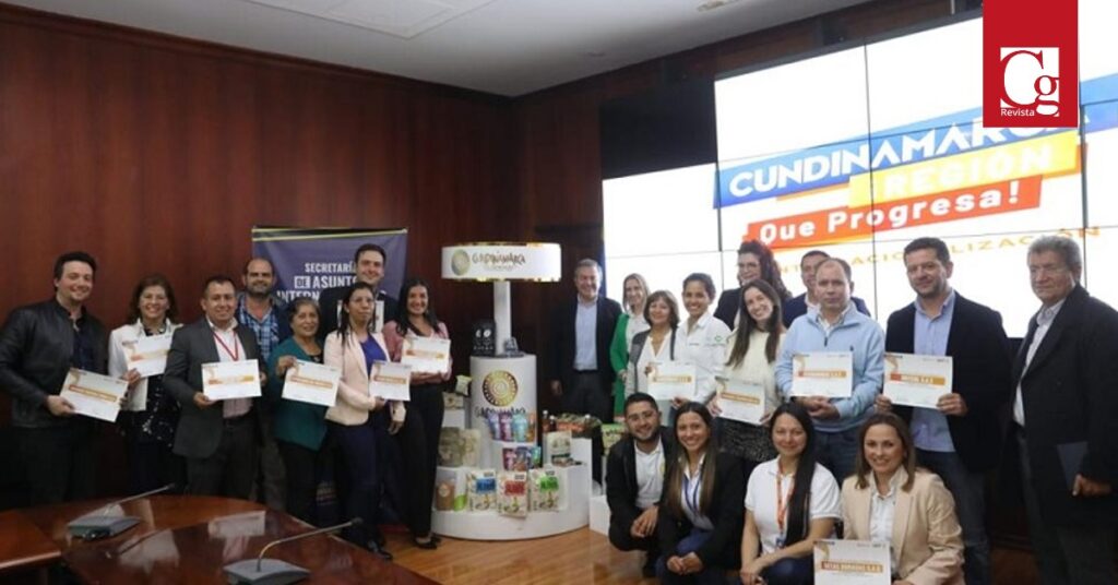 Con el programa denominado Cundinamarca ¡Región Que Exporta!, Que hace parte de la estrategia de internacionalización del departamento, se entregaron incentivos a 20 empresas MiPyme del sector agroindustrial de 10 municipios con potencial exportador por cerca de $173 millones, iniciativas lideradas por la Secretaría de Asuntos Internacionales.