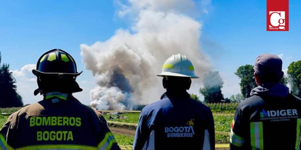 El Cuerpo Oficial Bomberos de Bogotá destruyó 1.878,77 kilogramos de pólvora incautada por las autoridades competentes del Distrito, de acuerdo con lo establecido por la Comisión Intersectorial para la Prevención y el Monitoreo del Uso de Pólvora en la ciudad.
