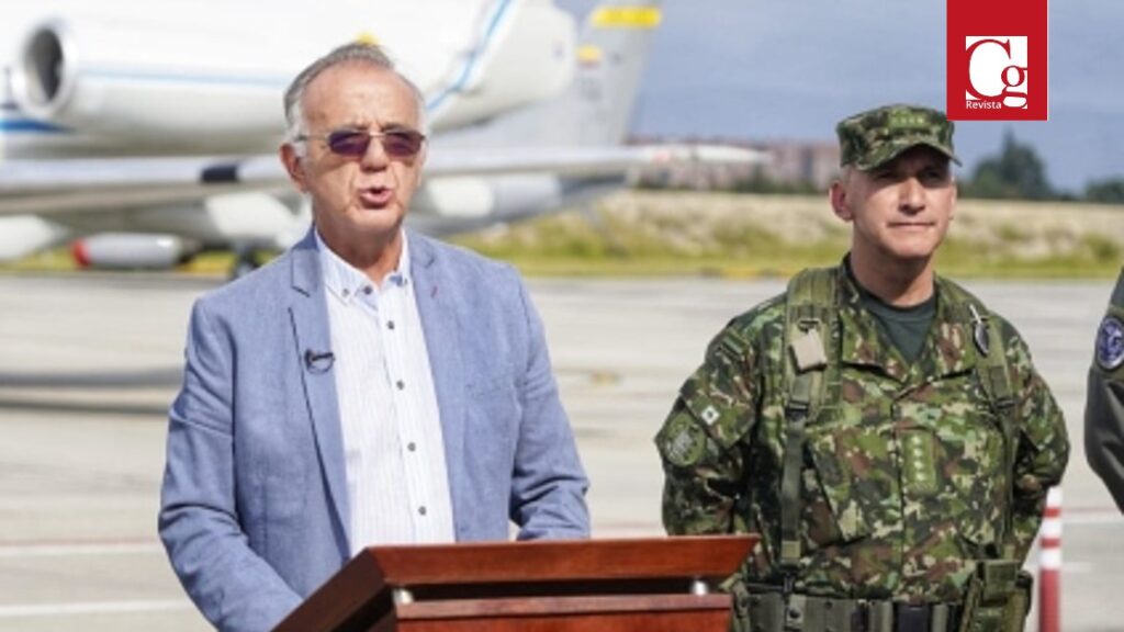 Como segundo acuerdo, el jefe de la cartera de Defensa de Colombia anunció que se ratifican los 15 compromisos alcanzados en la reunión bilateral entre el Comando General de las Fuerzas Militares de Colombia y el Comando Conjunto de las Fuerzas Armadas de Ecuador, desarrollada en Ipiales el 28 de diciembre de 2022.