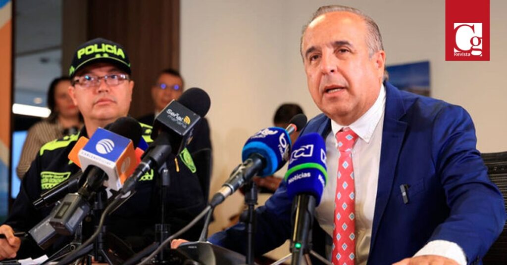 Una disminución del 68% en la siniestralidad vial del país es el principal resultado de la estrategia “Plan Navidad de Movilidad para unas Vacaciones Seguras”, que adelantó el Ministerio de Transporte, sus entidades adscritas y la Dirección de Tránsito y Transporte de la Policía Nacional (Ditra) desde diciembre. Esta importante disminución ratifica el compromiso del Gobierno de la Vida con el cuidado de los colombianos y colombianas en las vías.