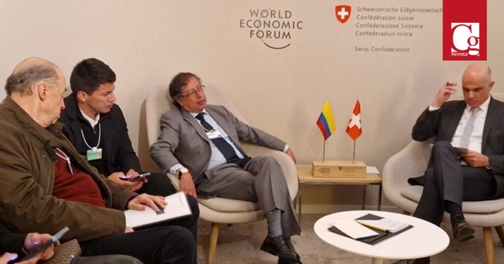 El Ministro de Relaciones Exteriores, Álvaro Leyva Durán, acompaña al Presidente de la República, Gustavo Petro, en la intensa agenda de trabajo que adelanta en el Foro Económico Mundial de Davos, Suiza, donde presentará las propuestas de Colombia para enfrentar la crisis climática y promover la transición energética, así como las acciones para lograr la Paz Total.